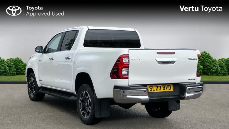 Toyota Hilux Diesel Invincible D/Cab Pick Up 2.8 D-4D Auto